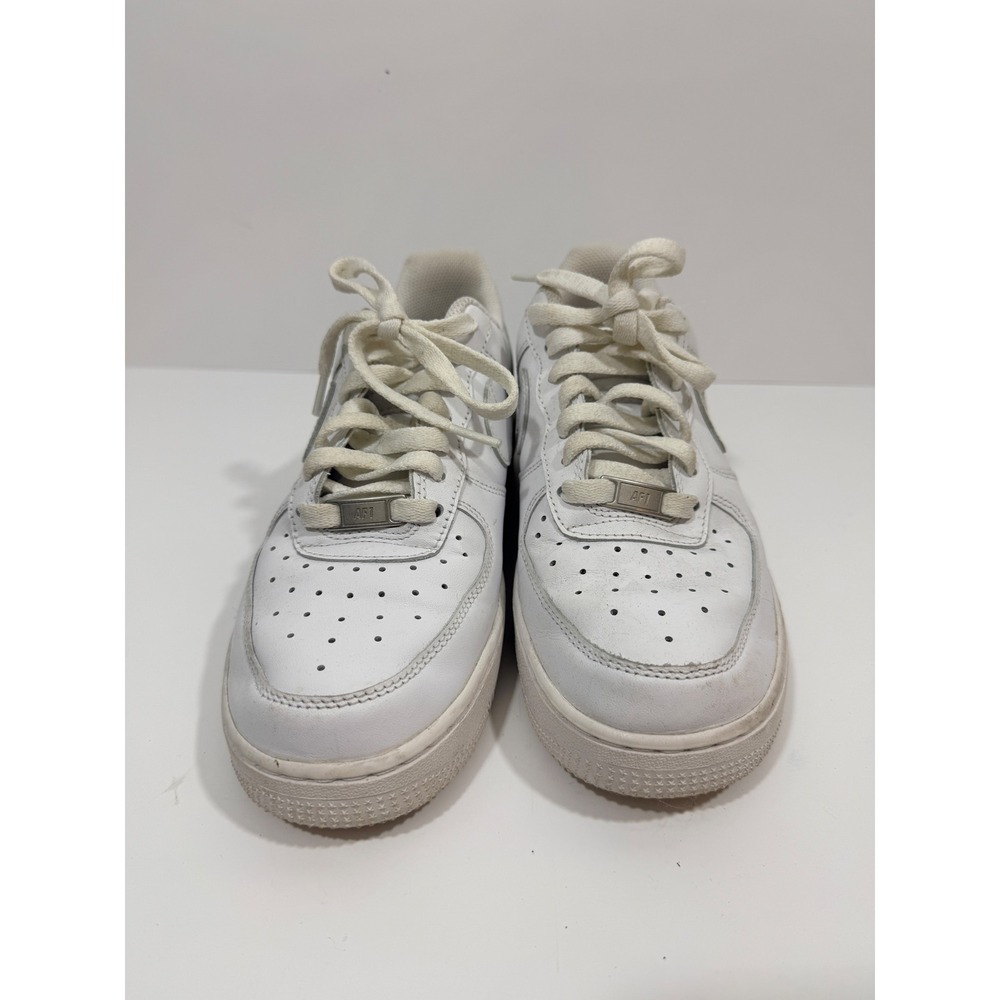 Nike Air Force 1 07 Sneakers Women 8 White Good Low Top Leather DD8959-100 - Picture 2 of 6